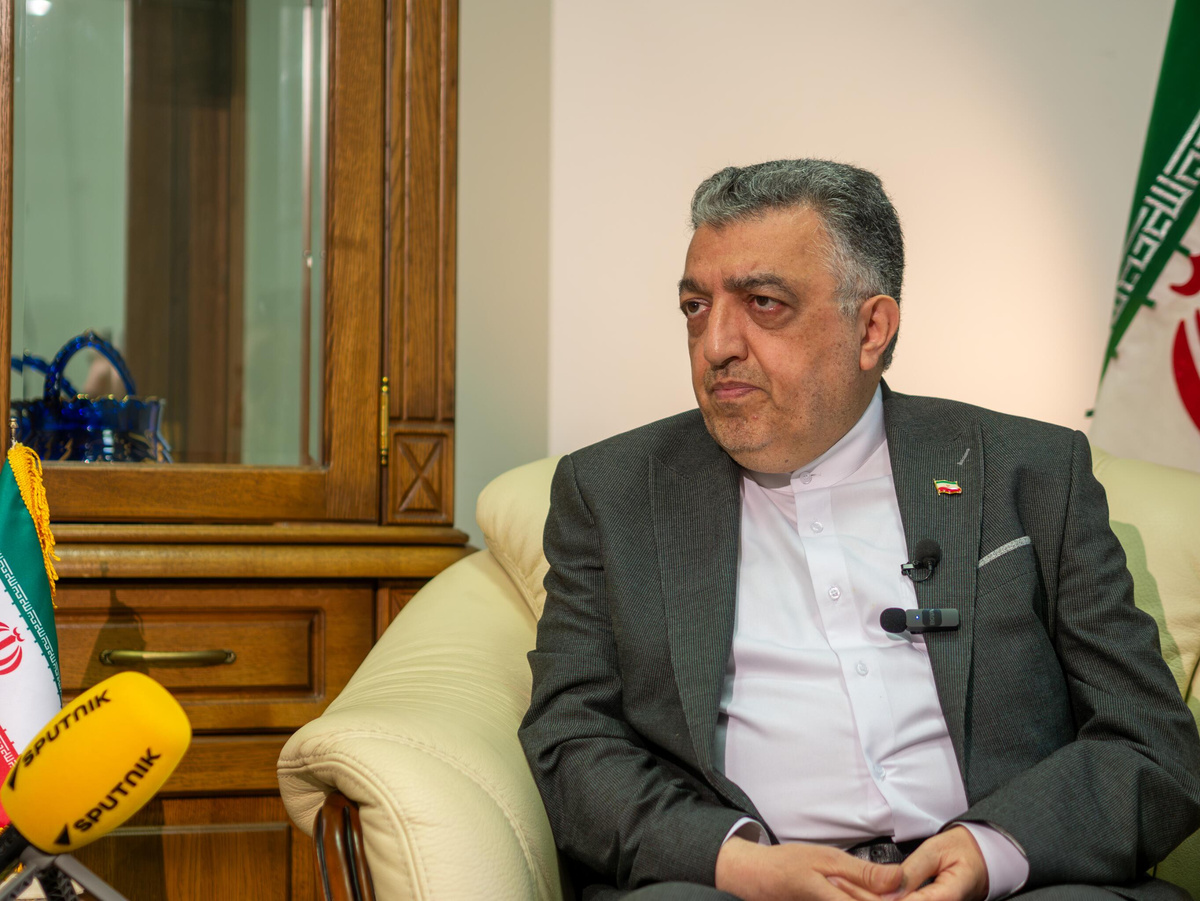 Посол Ирана Алиреза Санеи