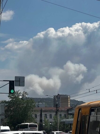    Дым от пожара был виден в центре Читы Фото: АиФ/ Екатерина Горская
