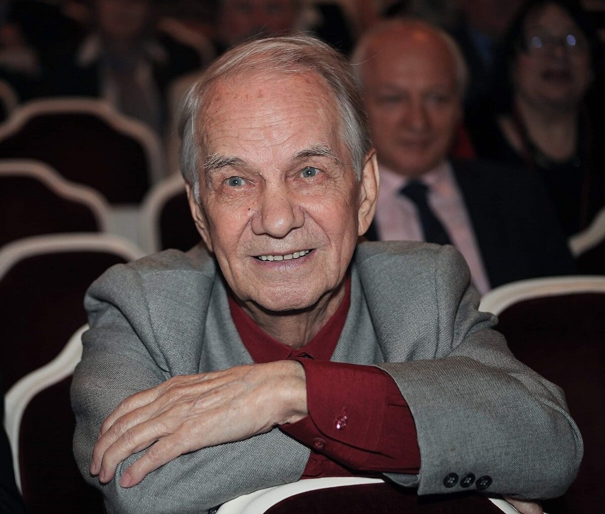 Юрий Каюров