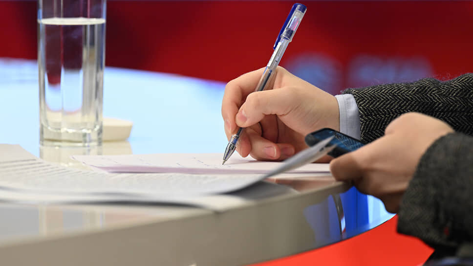 Фото: Александр Казаков / Коммерсантъ