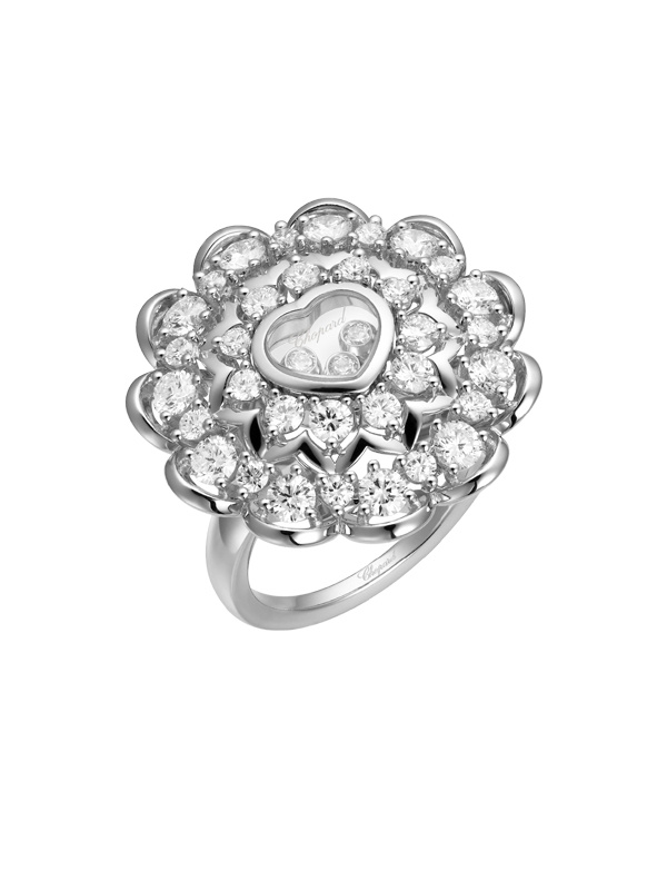 Кольцо Chopard Happy Swing из белого золота со статичными и тремя плавающими бриллиантами