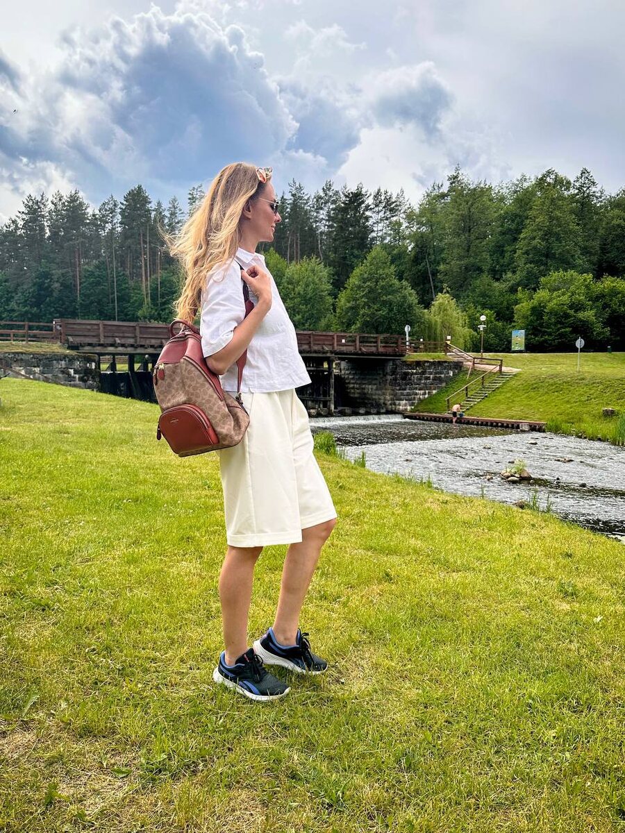 На фото: ведущая прогноза погоды на канале ТВЦ  Алена Дублюк