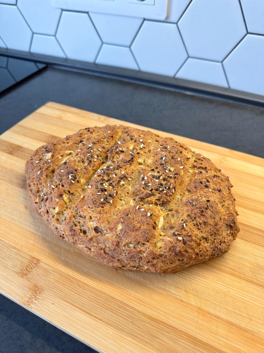 Домашний хлеб без дрожжей, масла и сахара 