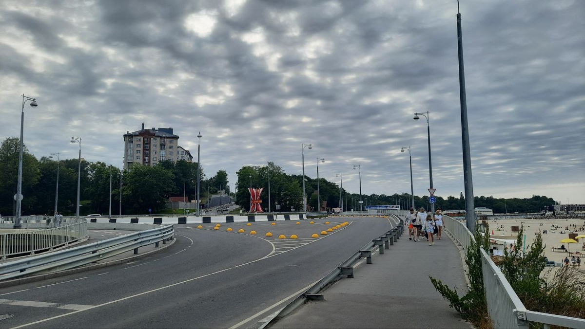 Пионерский. Спуск к морю.