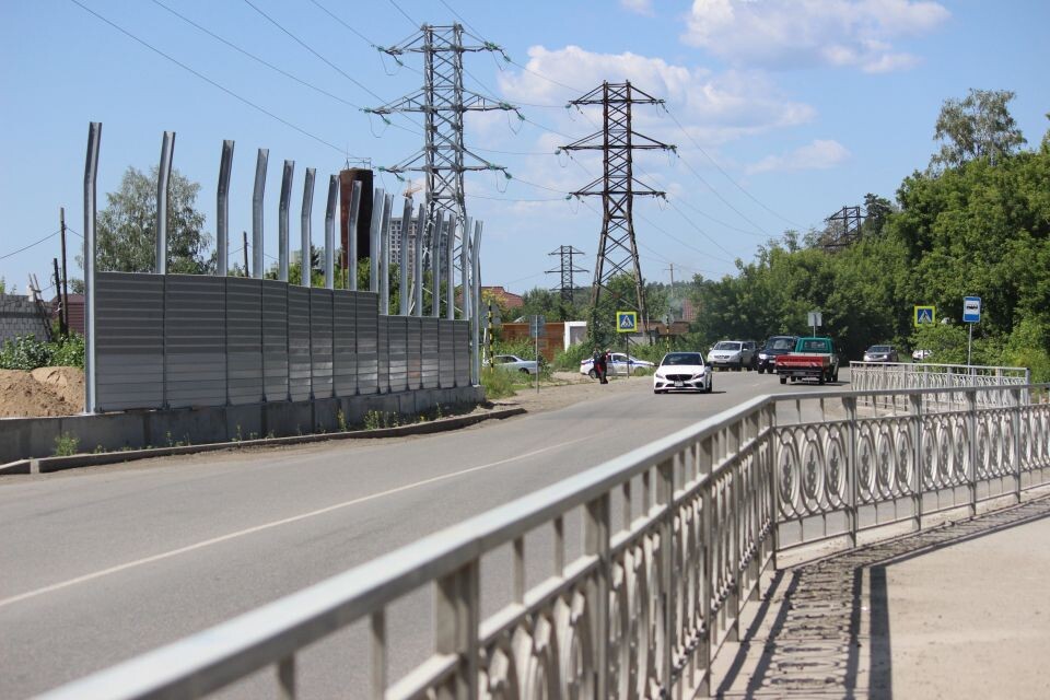    Строительство транспортной развязки на Змеиногорском тракте. Июнь 2025 года. Источник: Евгения Кочеткова