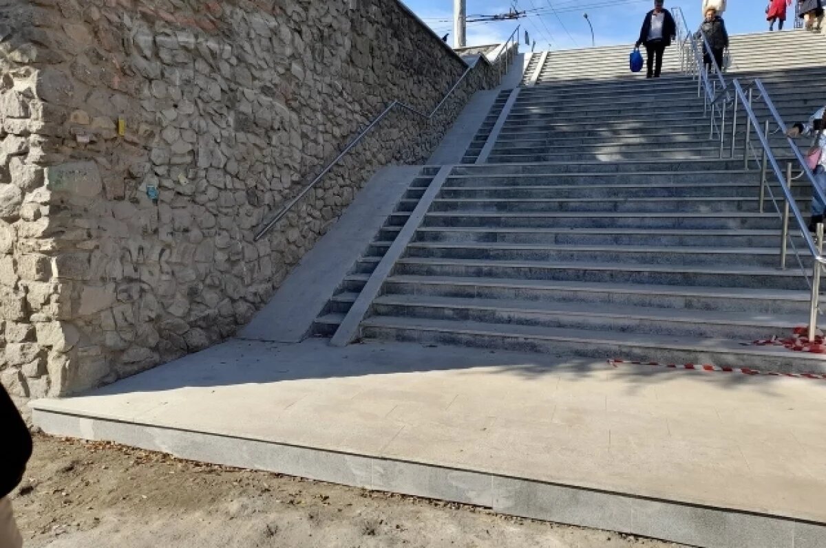    Ожидается долгожданный ремонт лестницы у Речного вокзала Новосибирска