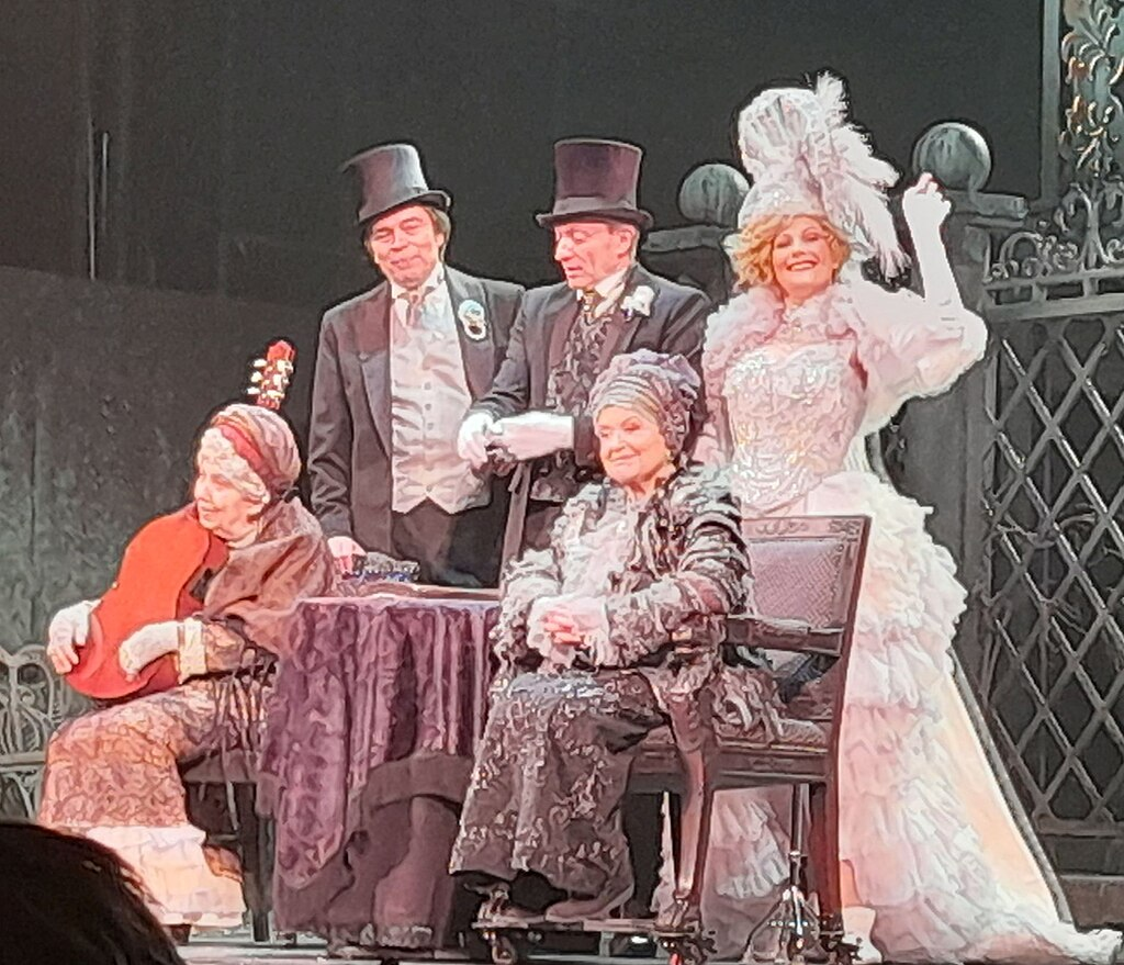 Театр имени Моссовета, «Волки и овцы», 27 марта 2022 года. Фото: Wikimedia / Xunks