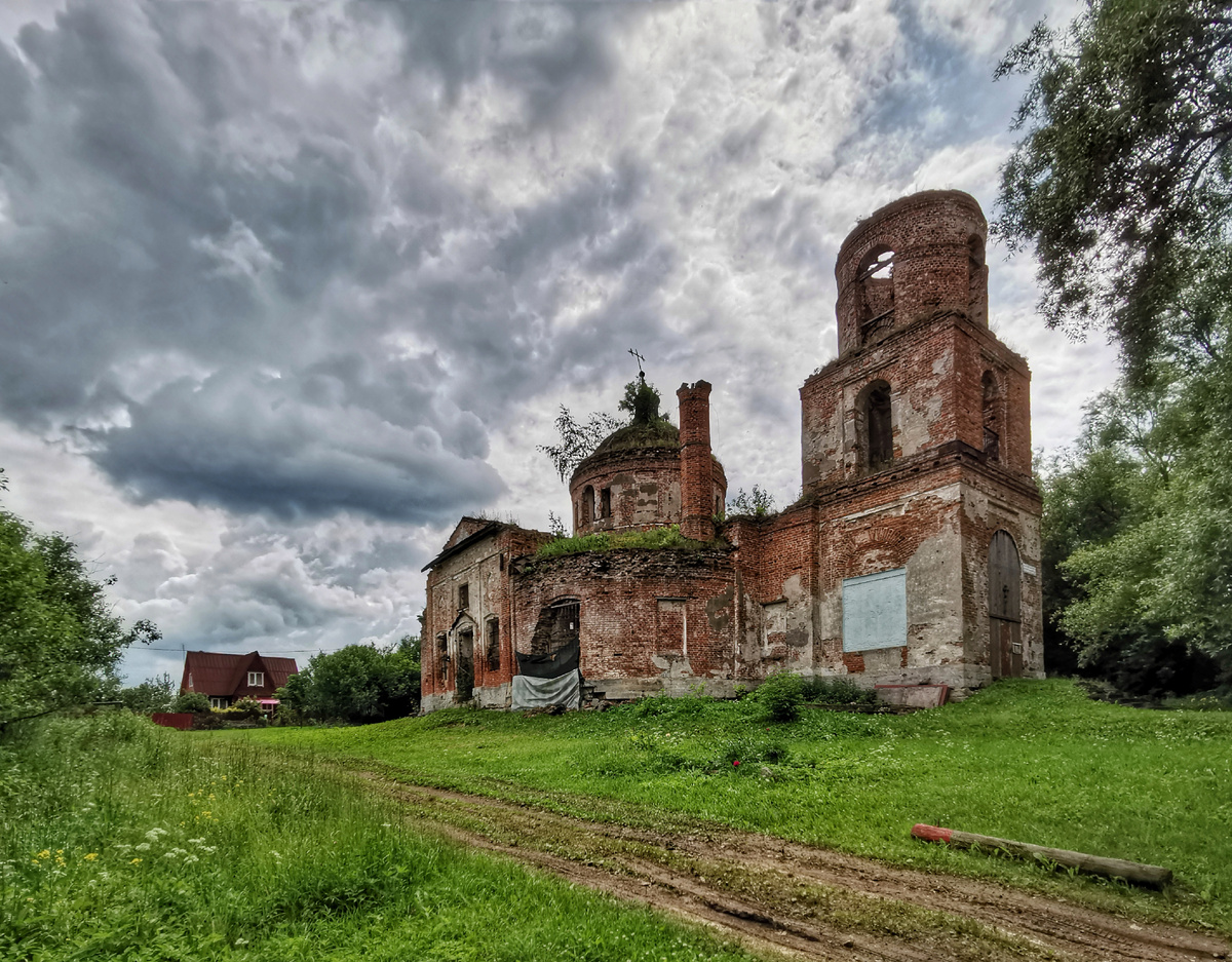 Гостешево, церковь Рождества Пресвятой Богородицы.