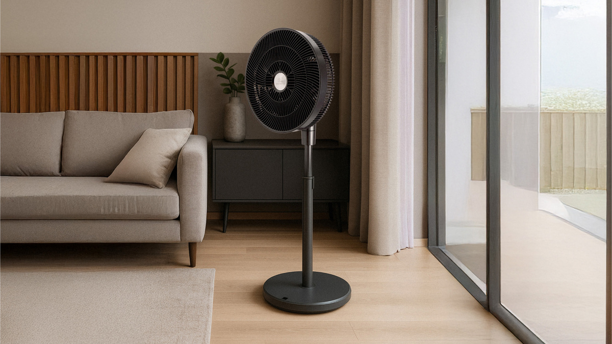 Напольный вентилятор Polaris PSF 3315 Wi-Fi IQ Home — отличное решение против жары: 12 скоростей, Wi-Fi управление через IQ Home, работа от сети или аккумулятора.