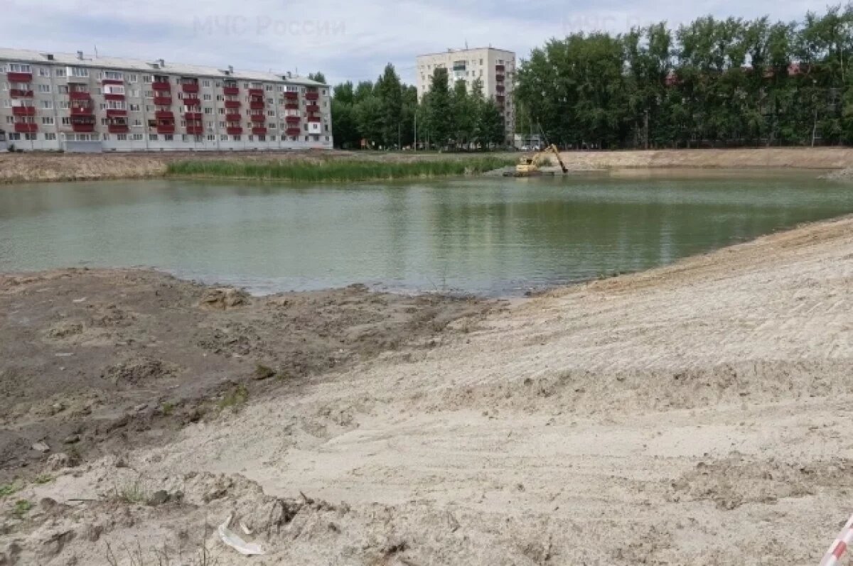    В Тюмени спасли подростка, ушедшего под воду на пруду Утиный