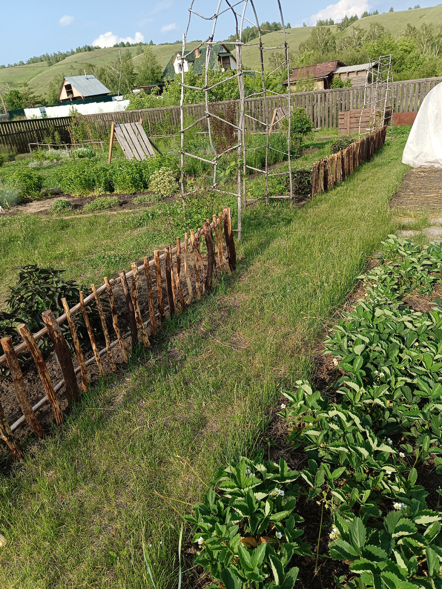 Заборчик до покраски / –>