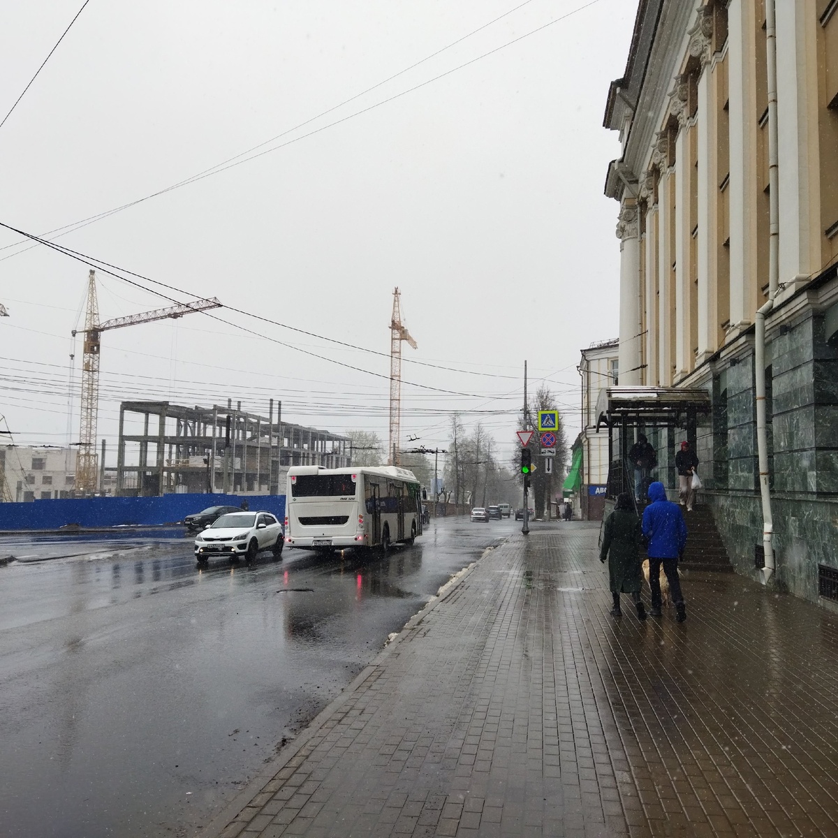    Тепла уже не будет, вместо него заморозки до -2 и дожди: синоптики дали прогноз на июнь 2025