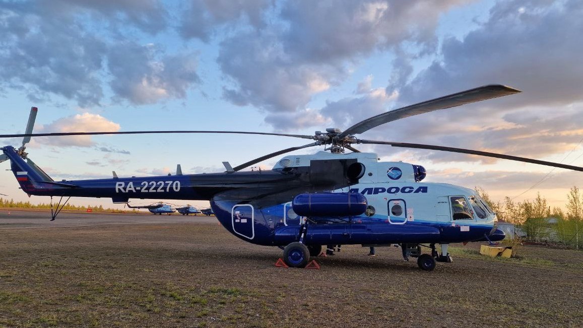 Новый вертолёт Ми-8МТВ-1 авиакомпании "Алроса"