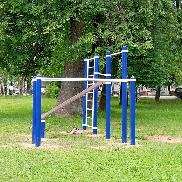    В Кирове обновили спортплощадку на стадионе в Коминтерне