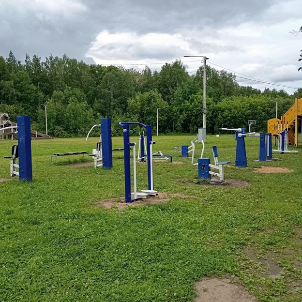    В Кирове обновили спортплощадку на стадионе в Коминтерне