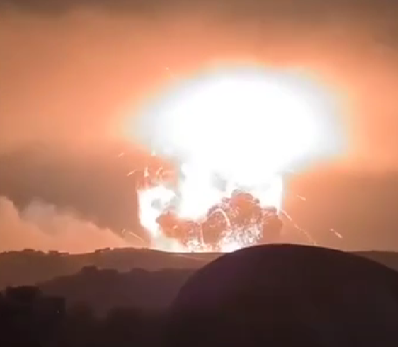    Результат атаки ВС США. Скриншот: телеграм-канал "Плохие новости 18+"