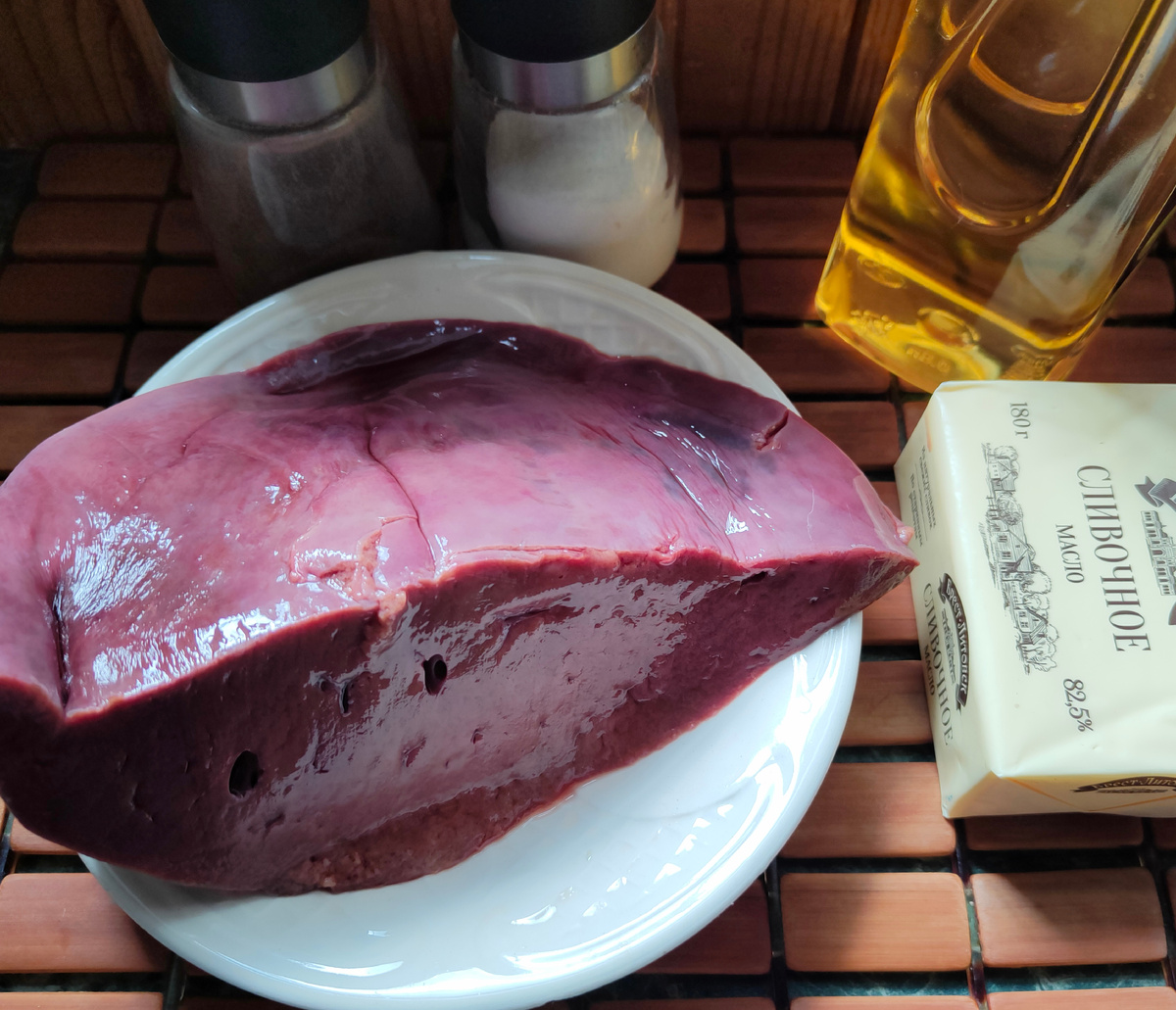 Ингредиентов самый минимум, важно соблюдать технологию приготовления. 