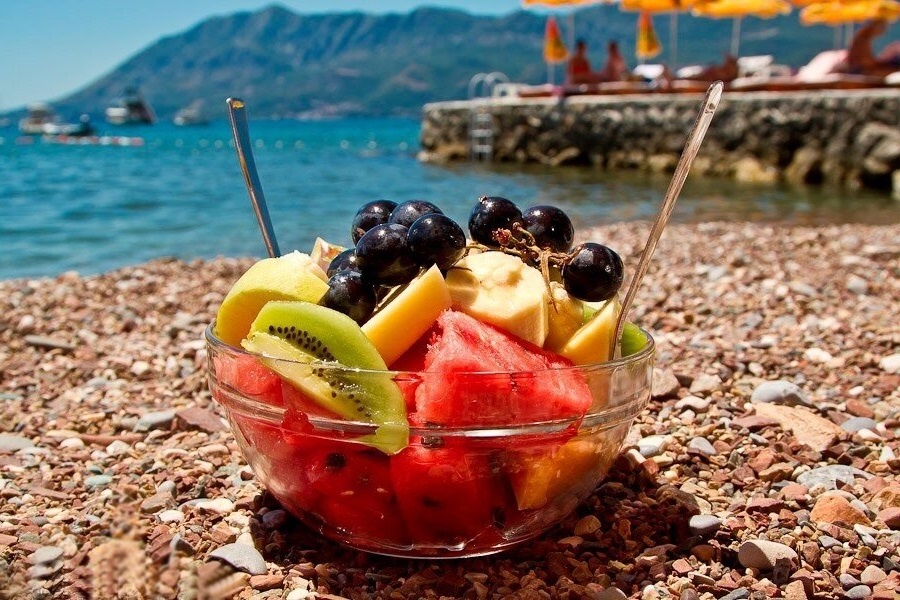 Сезонные фрукты Крыма – ваш рецепт здоровья