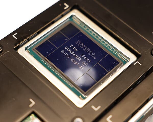 Графический процессор Nvidia H100.Марлена Слосс/Bloomberg