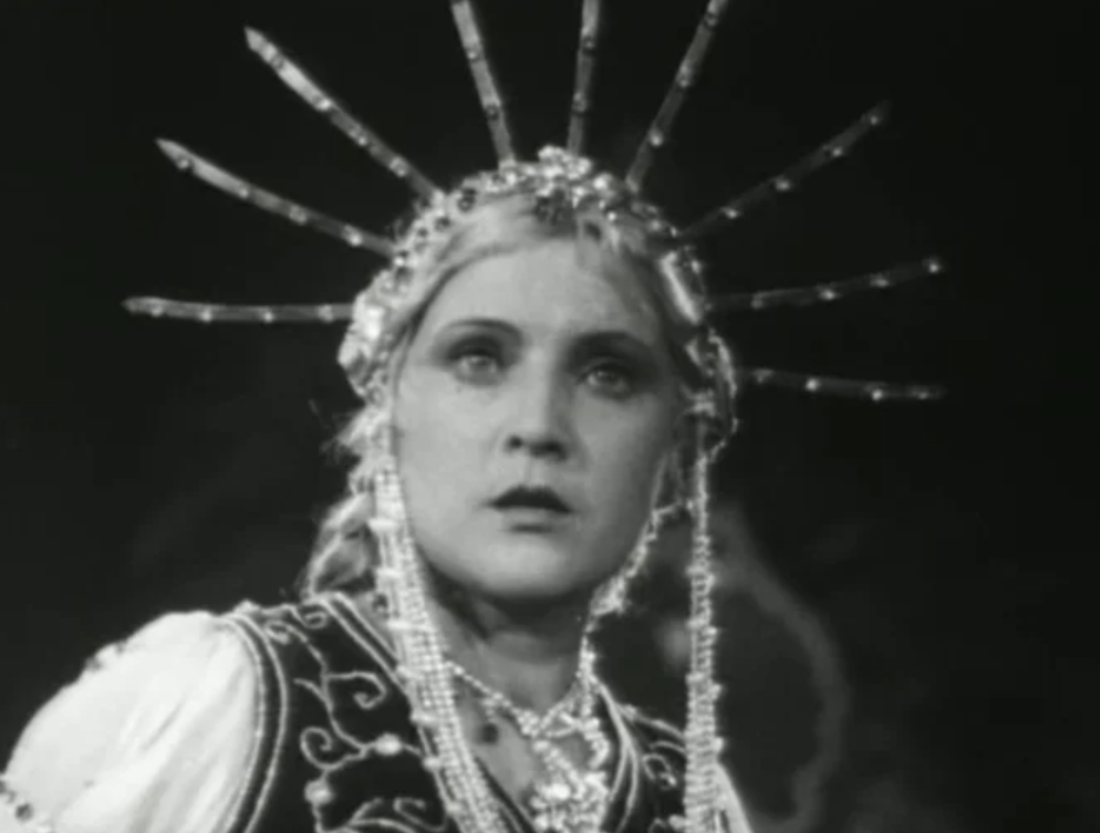 Людмила Глазова в фильме "Руслан и Людмила" (главная роль)