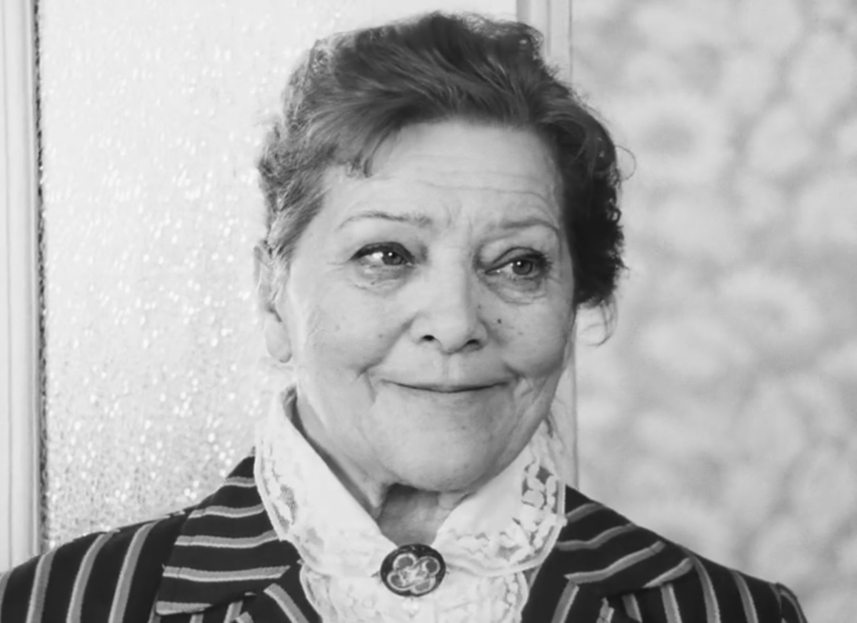 Людмила Глазова на съёмках фильма "Неподвластные метры" (1978 год)