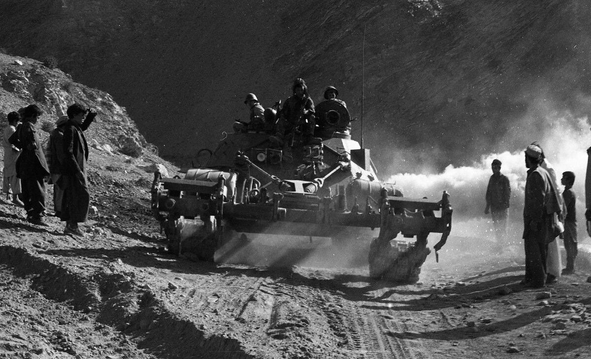 Сапёры на выходе. Афганистан 1988 год.
