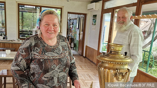     Фото: Юрий Васильев/ВЗГЛЯД   
 Текст: Юрий Васильев, Село Фиолетово, Армения – Москва