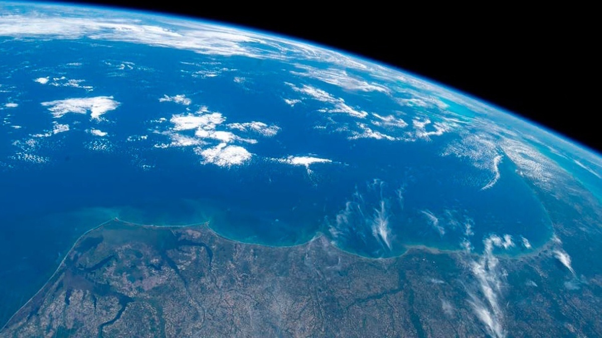 Фото: https://tvzvezda.ru/ (https://mcdn2.tvzvezda.ru/storage/news_other_images/2025/04/27/bc97e14b40884a0cb54d5f6d67ab68ff.jpg)