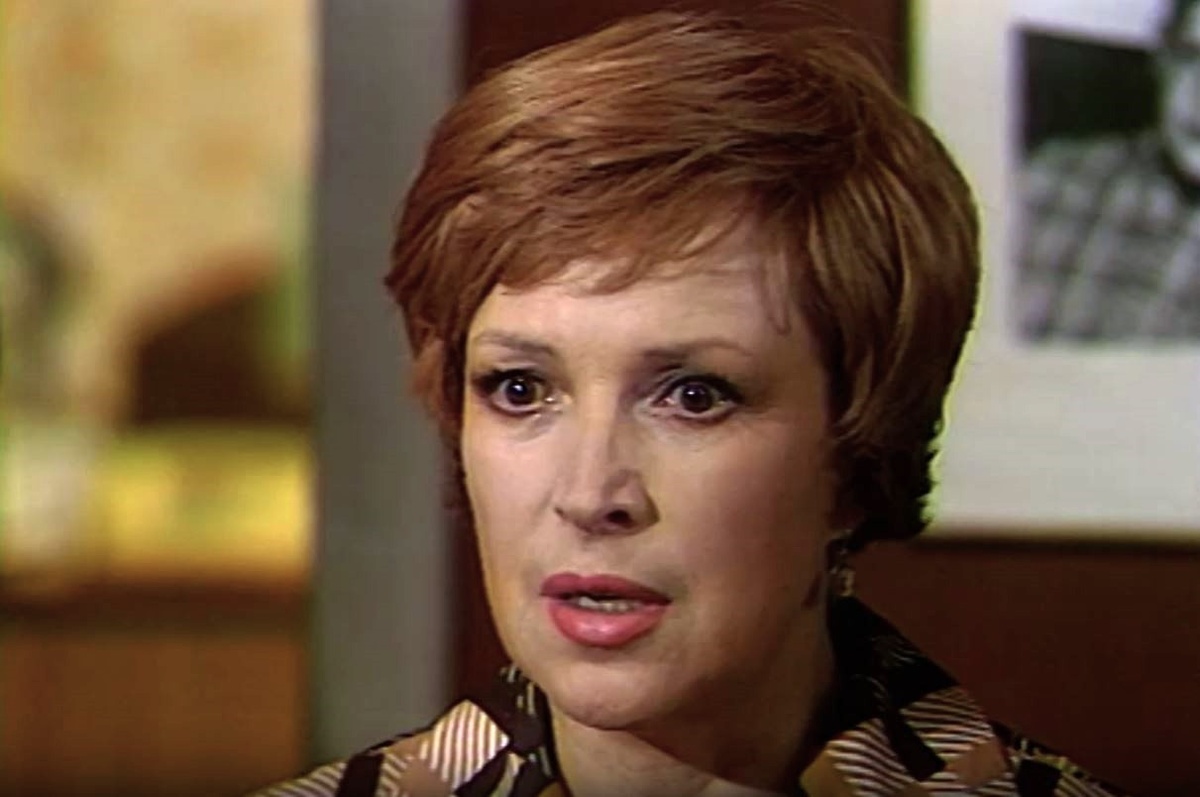 Кадр из телеспектакля "Вы умеете играть на пианино?" (1982)