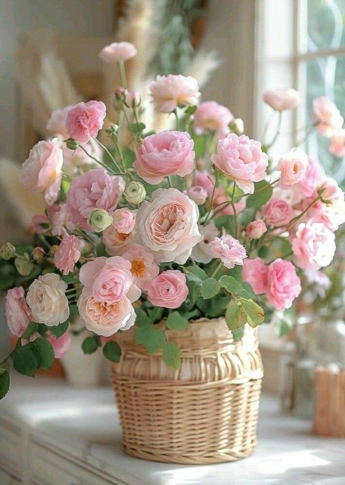 Ты такая же нежная, как и эти цветы!