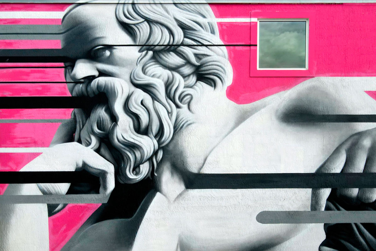 Вы называете это знанием? Это склад мнений, где никто не сомневается в своих заблуждениях. Вы заменили философию Википедией