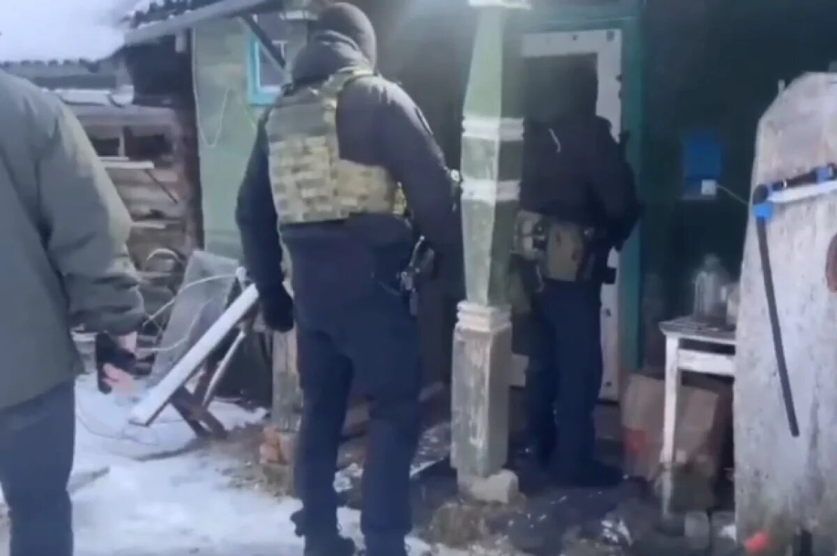    Появилось видео задержания работников нарколаборатории в Тверской области