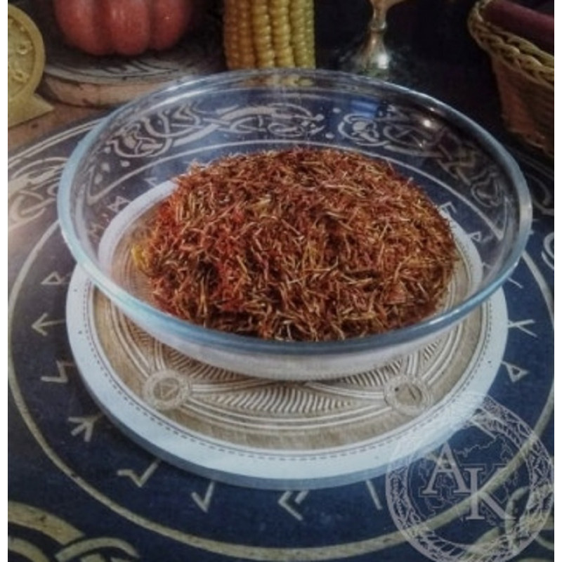 Шафран листья