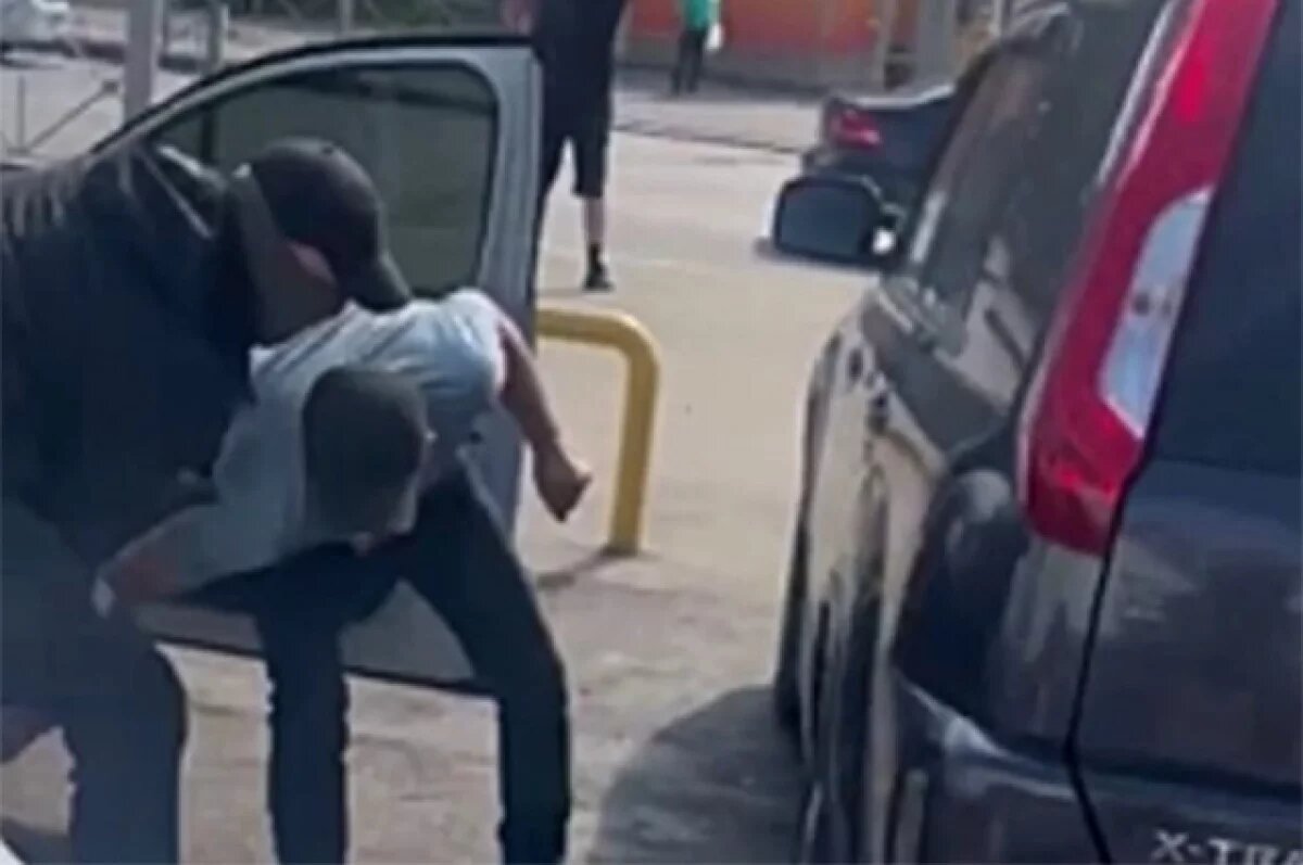    В Пензе задержан иностранец, пытавшийся дать взятку сотруднику УФСБ