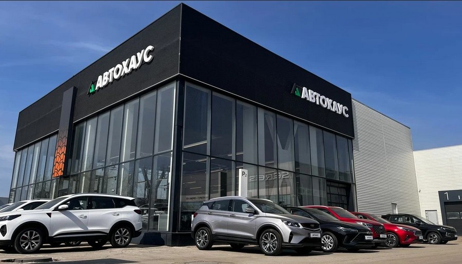 Фото автосалона Автохаус в Саратове