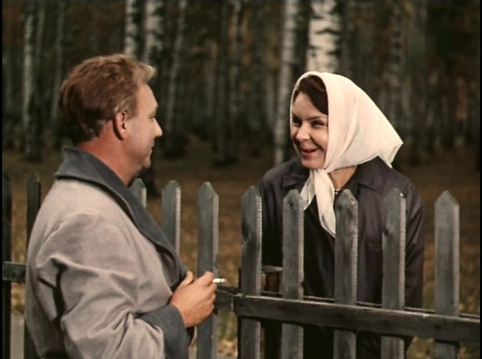 Кадр из фильма "Люди как реки. Источник фото: https://www.kino-teatr.ru/short/movie/sov/9197/foto/35710/