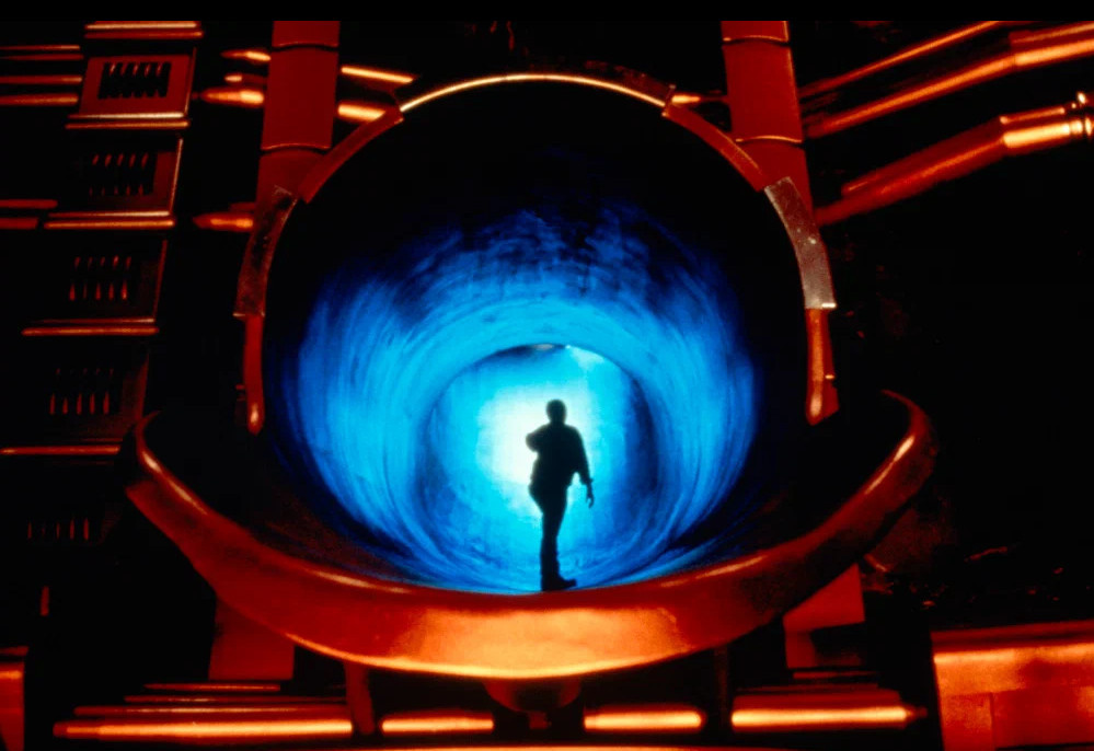 Кадр из фильма «Прибытие» (1996)