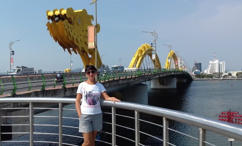 Вьетнам, мост Дракона в Дананге