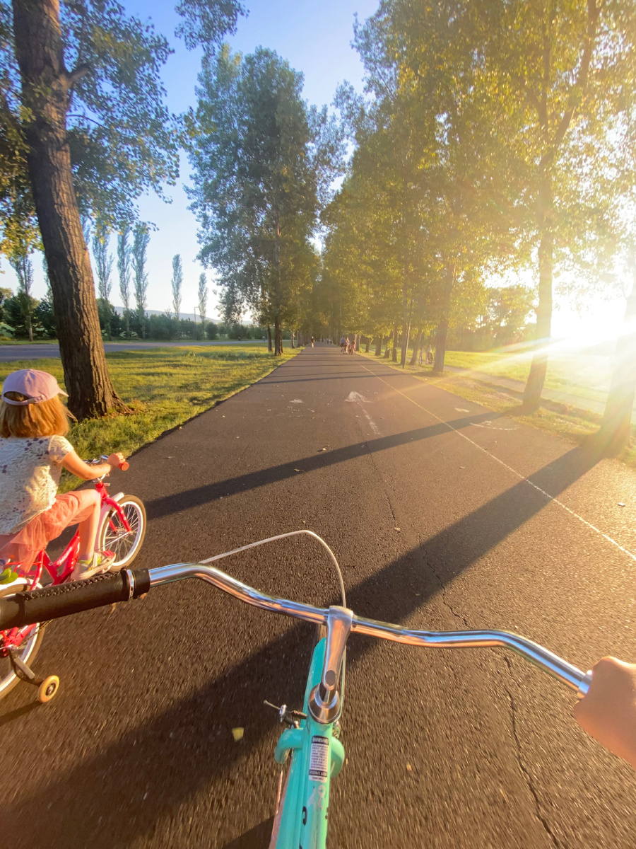 Остров Татышев, Красноярск, лето 2023. Посмотрела, по скучала немного. Тот редкий кадр, когда на Татышев мало людей.