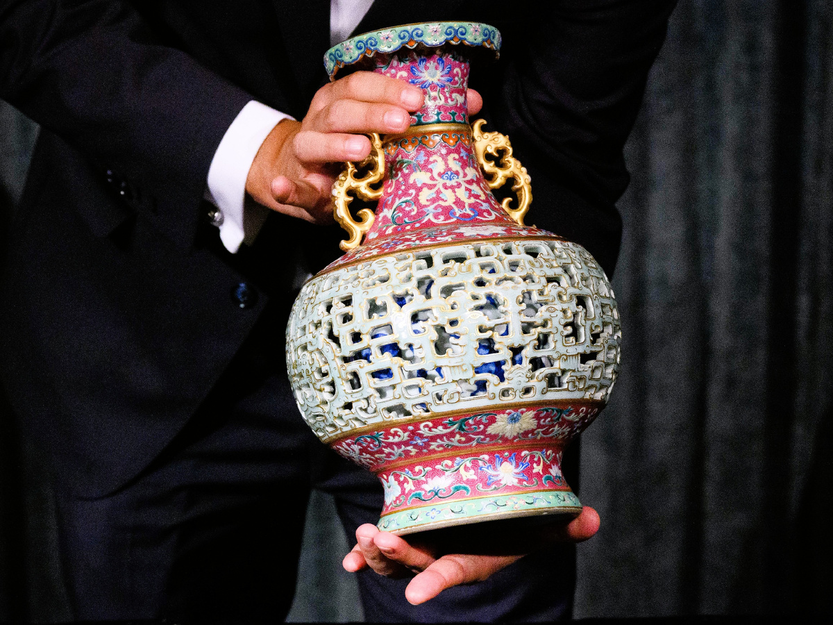 Сетчатая ваза Гарри Гарнера, XVIII век, Китай