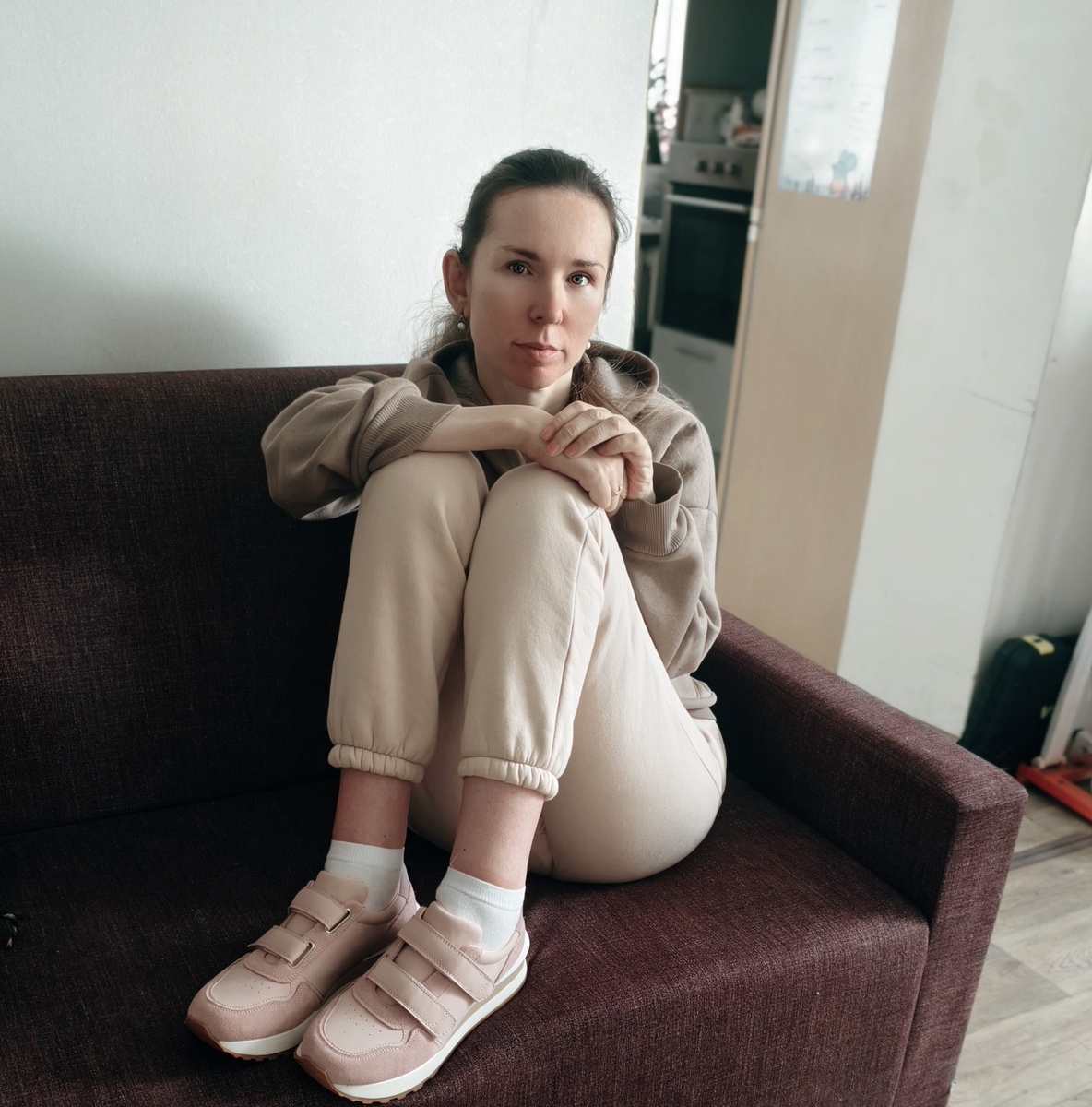 В новых кроссовках