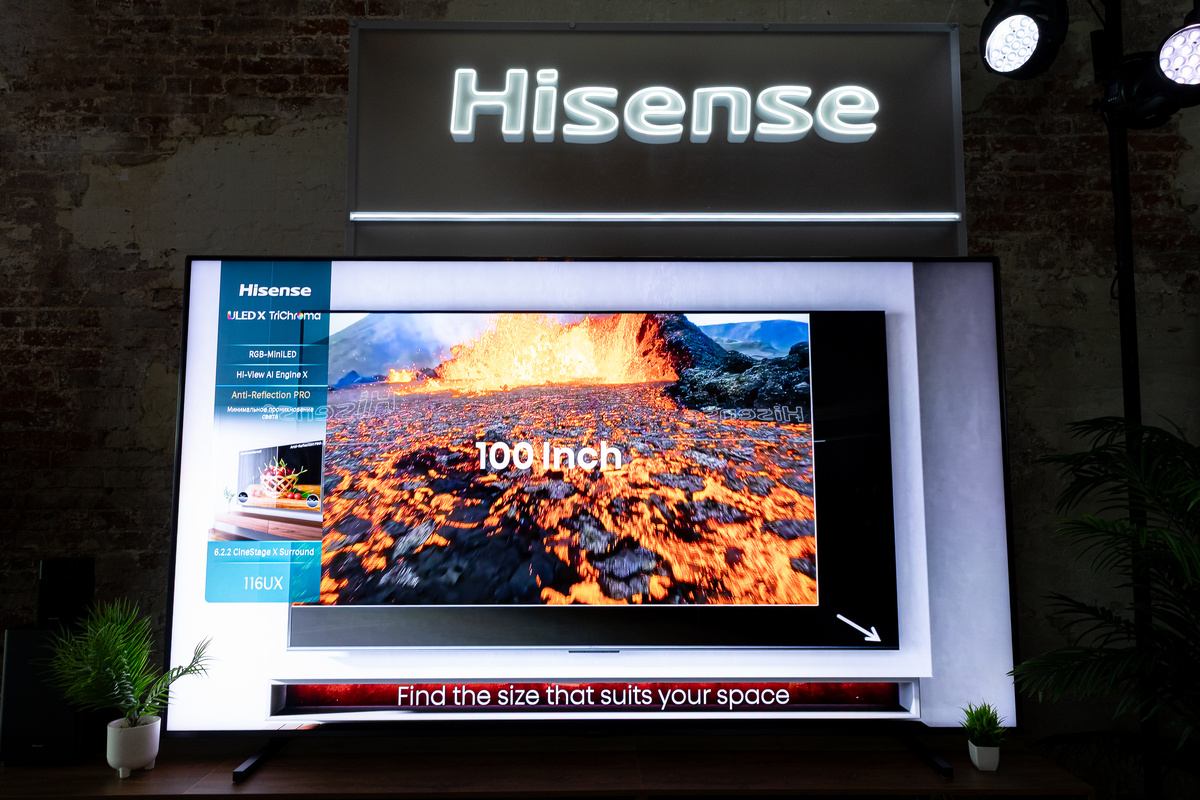    Hisense 116UXQ