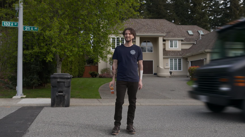 Каждая из сцен таит в себе напряжение