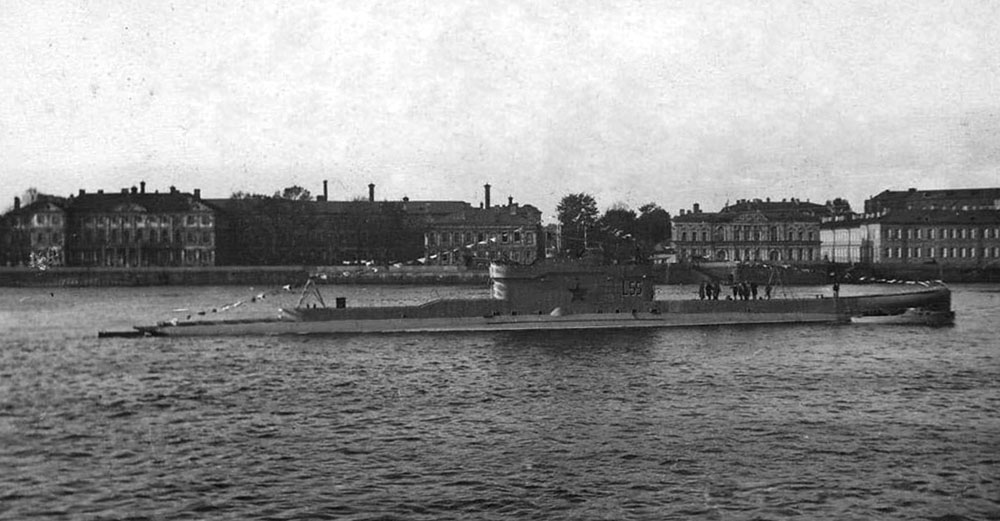 Уже Л-55 (хотя на рубке L-55) на Неве в 1930-е годы