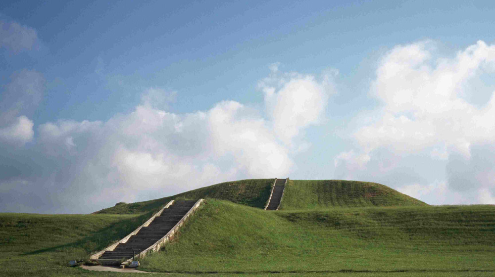   Тайна Великого змеиного кургана в Огайо кто и зачем построил это 400-метровое чудо