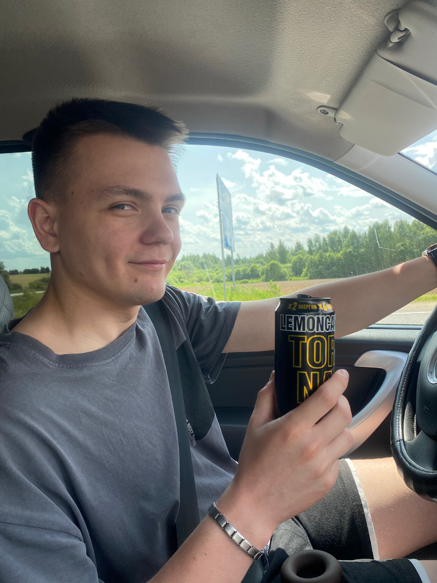 Лада Ларгус и энергетик Торгадо. Дешево, сердито. 