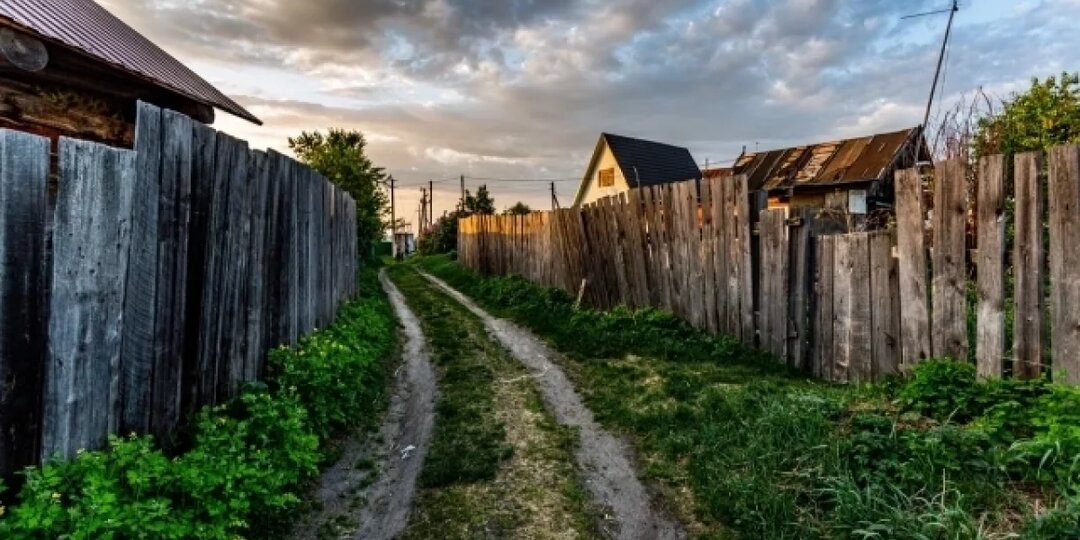 Юрист рассказал новосибирцам о судебных рисках дачных заборов