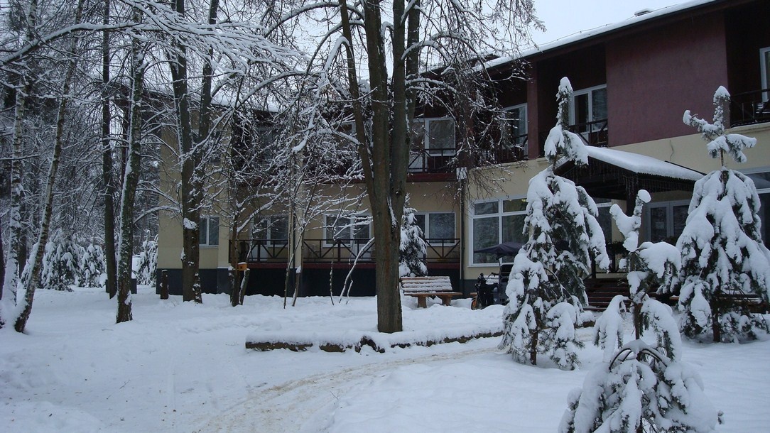 Основной корпус турбазы