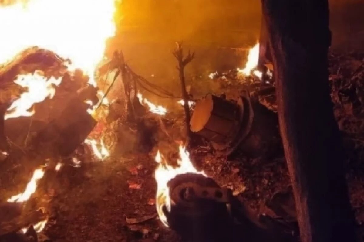    Появились кадры с места падения израильского беспилотника в Тегеране