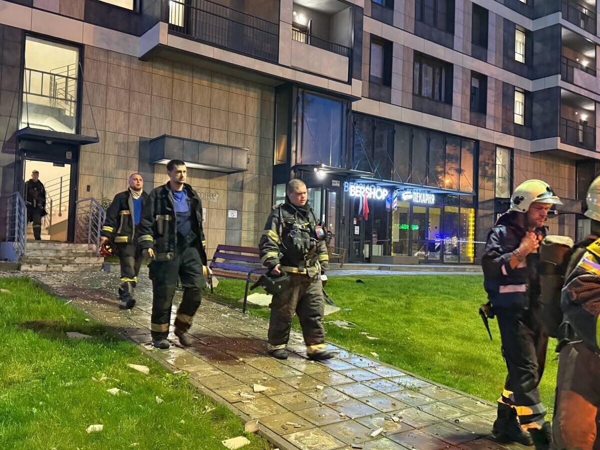    В Красногорске после падения БПЛА загорелась квартира, возгорание потушено, пострадал человек© Воробьёв LIVE